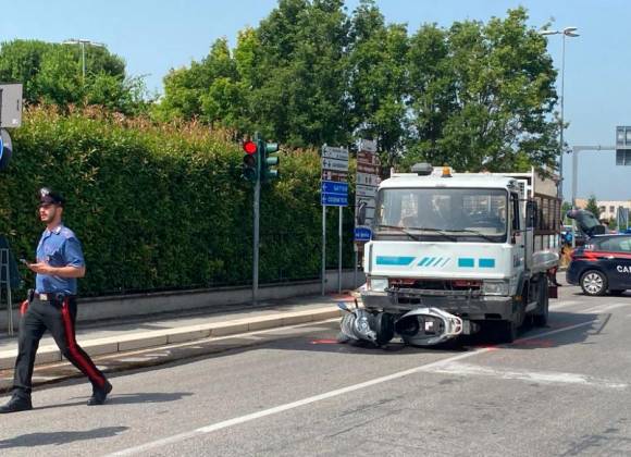 Gambettola Incidente Mortale In Via Kennedy Perde La Vita In Scooter