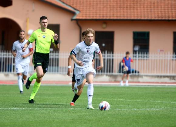 Calcio Viareggio Cup La Honved Spegne Il Sogno Dellimolese Negli Ottavi