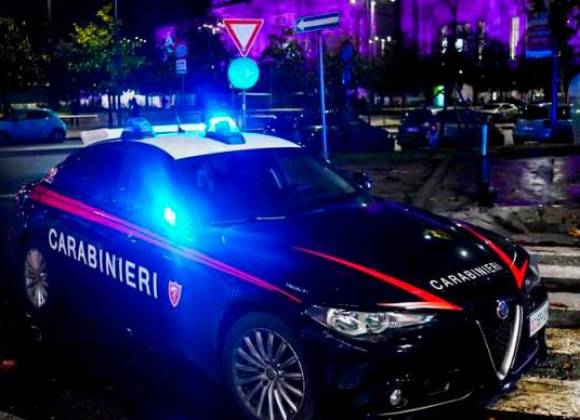 Rimini Turista Soccorsa In Strada E Poi Violentata In Hotel Arrestati