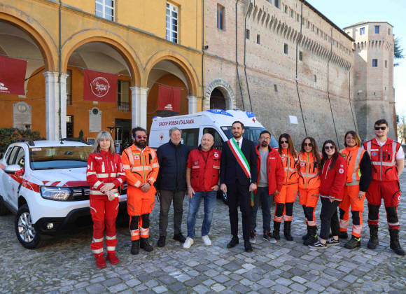 Cesena Nuovi Mezzi Della Croce Rossa Lavoreranno Tra Emergenza