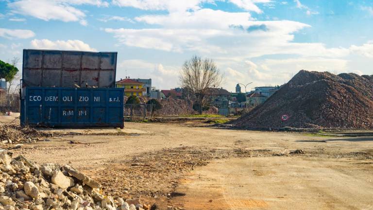 Rimini Caserma Rasa Al Suolo Addio Alla Giulio Cesare Ecco I Tempi