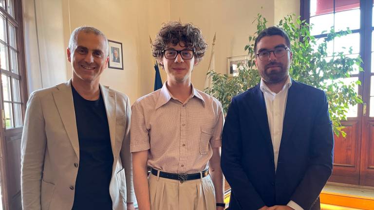 Rimini Il Sindaco Riceve Eoardo Prati Il Barbero Di Tiktok