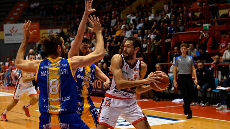 Basket A Martino Tensione Finale Con Pasquali Unieuro Serve Pi