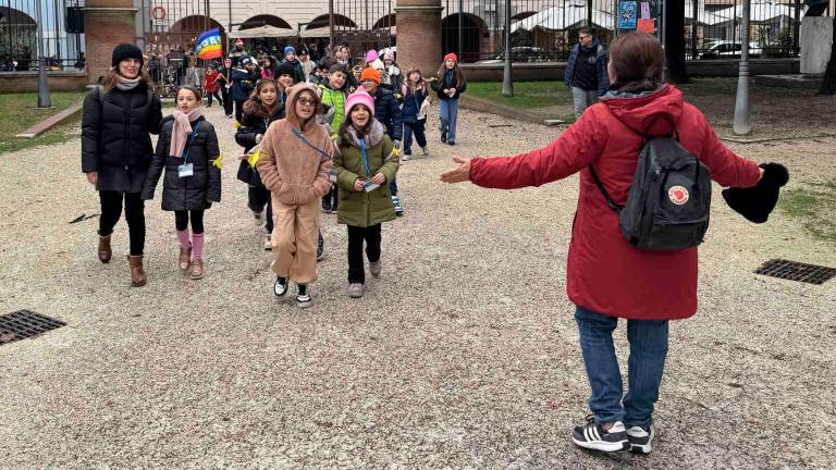 Una marcia per la pace come festa di Natale per le elementari di Villachiaviche