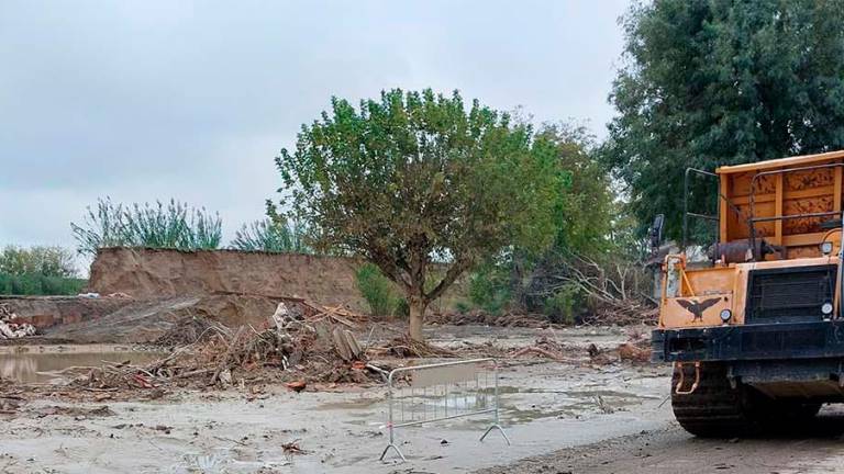 Traversara, ripartiti i lavori al cantiere, chiuso il centro accoglienza al Palasport - Gallery