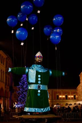 Faenza, Nott de Bisò 2025: la magia di una notte speciale - VIDEO GALLERY