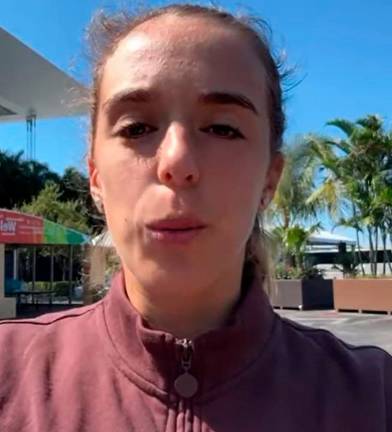 Lucia Bronzetti da Miami tifa Rimini verso la finale di Coppa Italia: “In bocca al lupo ragazzi” VIDEO