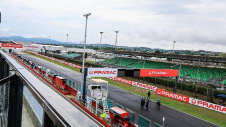 MotoGp, troppo fango a Misano: venerdì il biglietto per il prato vale per la tribuna coperta