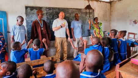 Valentin Puzalkov, responsabile Coral Club Europa, in Sierra Leone