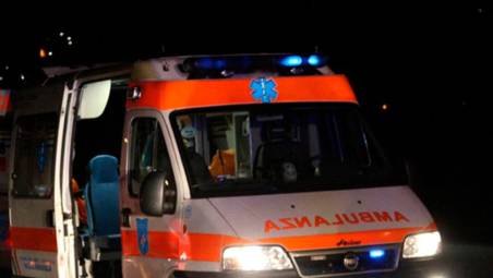 Santa Sofia, incidente: investito per sbaglio da un amico dopo la serata insieme, grave 27enne