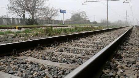 Treni, linea Bologna-Castel Bolognese, i Comuni fanno muro: “Impatto acustico e paesaggistico tutto da valutare”