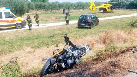 Terribile incidente a San Giovanni in Marignano: grave giovane motociclista VIDEO GALLERY