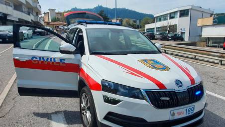 Sul posto è intervenuta la Polizia Civile