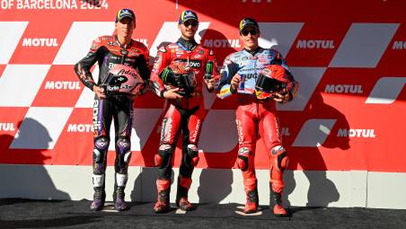 Da sinistra Aleix Espargaro, Pecco Bagnaia e Marc Marquez