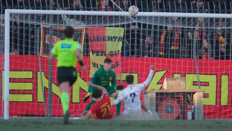 Maltoni cerca la via del gol durante Ravenna-Sammaurese (Fiorentini)