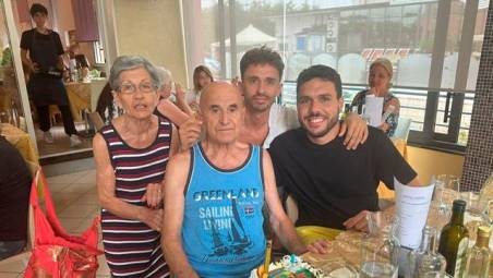 Alfiero e Paola con i nipoti a Igea