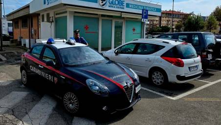 Ravenna, si allarga l’inchiesta sulla guardia medica arrestata per abusi sessuali: si cercano altre vittime