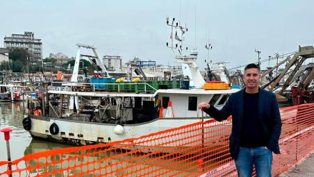 Il vice sindaco Belluzzi al cantiere del porto