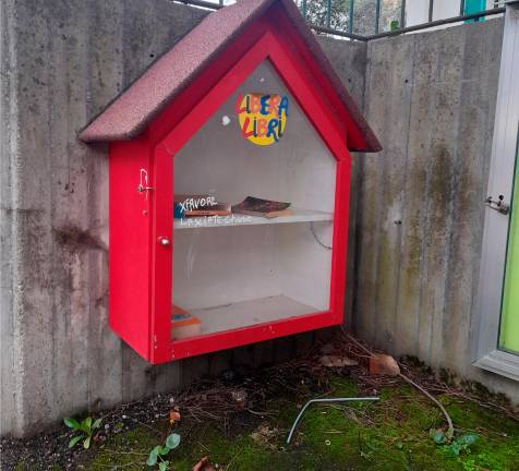 Le casine dei libri del Ventena e del Macanno saccheggiate dai vandali