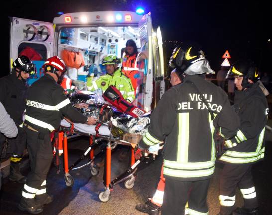 Verucchio, scontro fra due auto, il parroco di Serravalle elitrasportato al Bufalini - Gallery