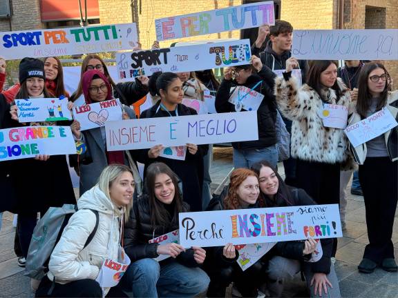 Cesena, “Io valgo”: in marcia per i diritti delle persone con disabilità VIDEO GALLERY