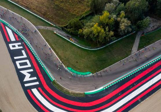 Un giro di pista gratis per le persone con disabilità al circuito di Imola: il primo dicembre “Autodromo senza barriere”