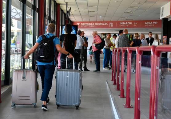 Corsini: “La Regione sta investendo 15 milioni sugli aeroporti romagnoli, c’è spazio per tutti”
