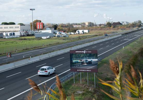 A-14, chiusure notturne per il casello di Imola