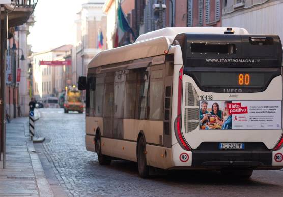 Bus bocciati dai dipendenti del Comune di Ravenna. Meglio auto e bici