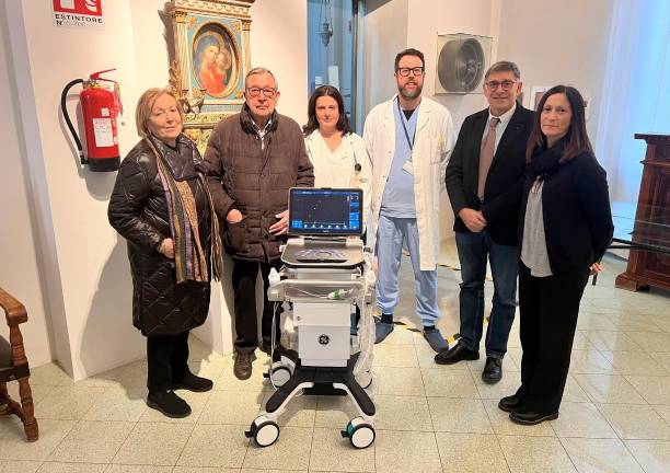 Faenza, donato un nuovo ecografo di alta fascia al reparto di cardiologia