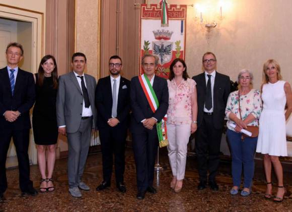 Forlì. Le Indennità Di Sindaco E Assessori Aumentano Dell'80%