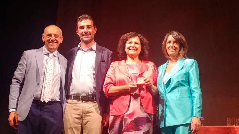 La premiazione di Luciana Gabruglia (terza da sinistra)