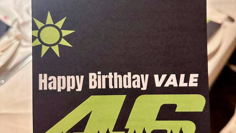 I “46” di Valentino Rossi in Romagna, festa di compleanno con Cesare Cremonini