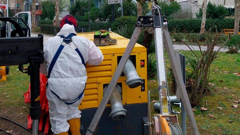 Iniziati i lavori di riparazione alle fogne in via Cavour a Cesenatico