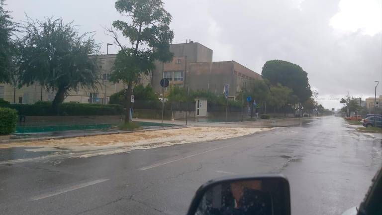 Maltempo in Romagna: a Valverde di Cesenatico ingressioni marine, massima attenzione per la campagna