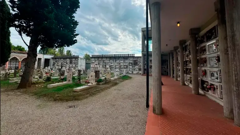 Il cimitero di Borello