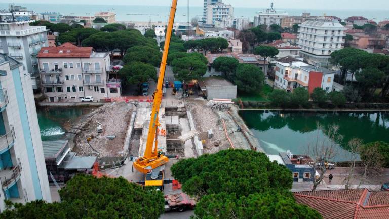 Strutture a ponte per gratta e vinci