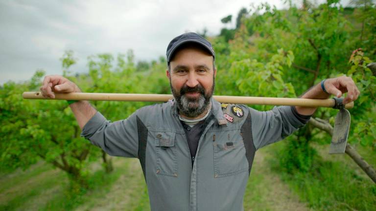 Loris Babbini vive a Carpineta, nelle colline cesenati