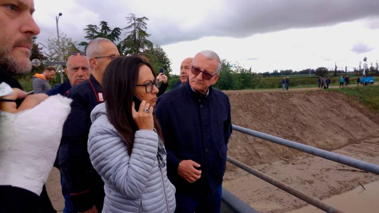 Da sinistra il sindaco di Bagnacavallo Matteo Giacomoni, la presidente facente funzioni della Regione Irene Priolo e il prefetto Castrese De Rosa (Foto e video Massimo Fiorentini)