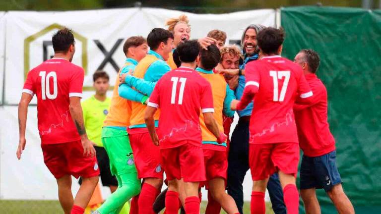 La squadra sammarinese esulta dopo la vittoria di domenica in casa del Cittadella Vis Modena