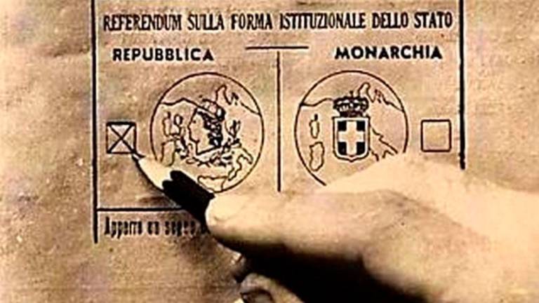 La scheda referendaria per scegliere tra Repubblica e monarchia