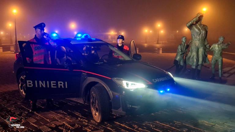 Dopo lo spaccio di droga dovrebbe vivere in comunità a Cesenatico, ma viene arrestato per rapina nel Ravennate: 45enne finisce in carcere