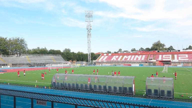 Rimini, il nuovo stadio e i 90 anni di concessione del diritto di superficie: la minoranza piena di perplessità