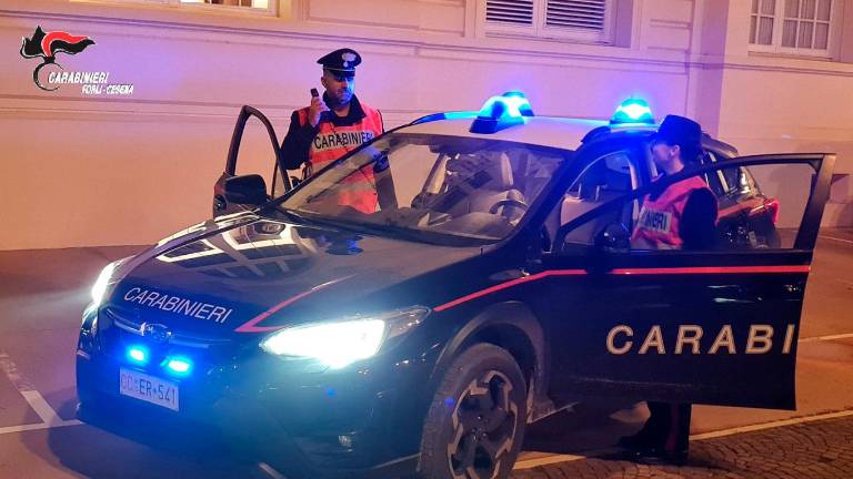 Cesenatico, pestaggio e rapina in stazione: i Carabinieri scoprono i quattro aggressori, tre sono minorenni