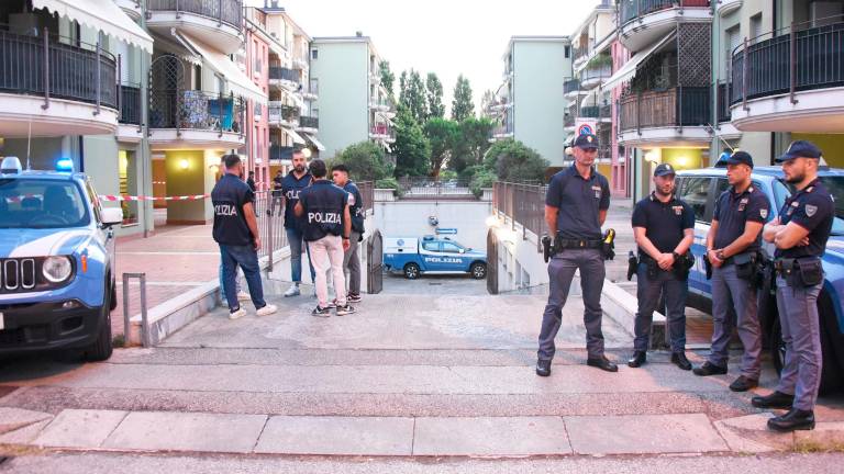 L’accesso al garage condominiale dove Pierina Paganelli è stata uccisa (foto Manuel Migliorini)