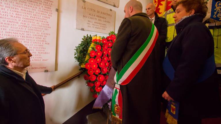 A Ravenna l’omaggio al caduti della tragedia della Mecnavi - Gallery