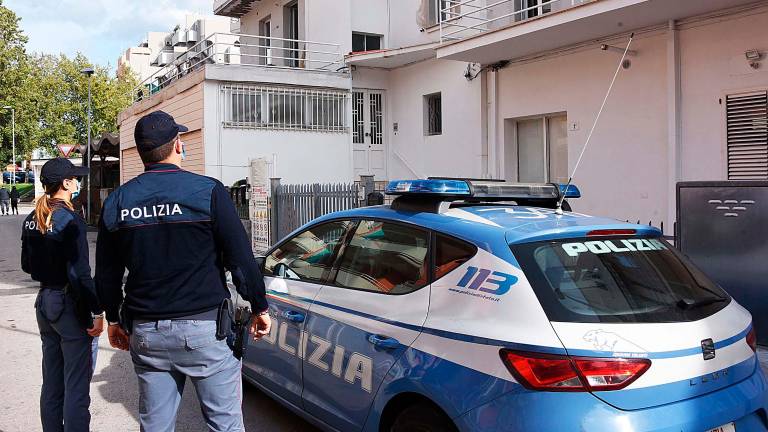 Una volante della Polizia