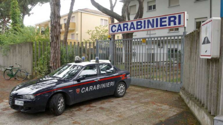 Cervia, molestie sessuali su due ragazze. Arrestato aiuto cuoco