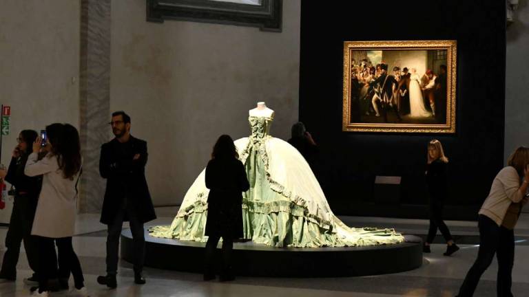 Forlì. La mostra sulla moda cattura anche le scuole