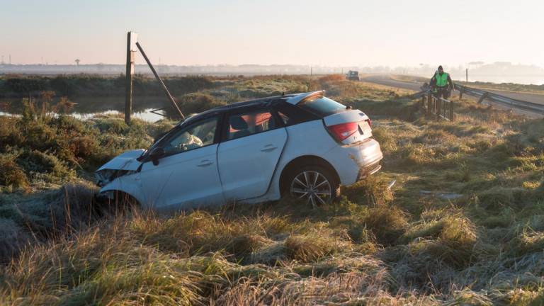 Ravenna, incidente nel Cervese: due giovani feriti